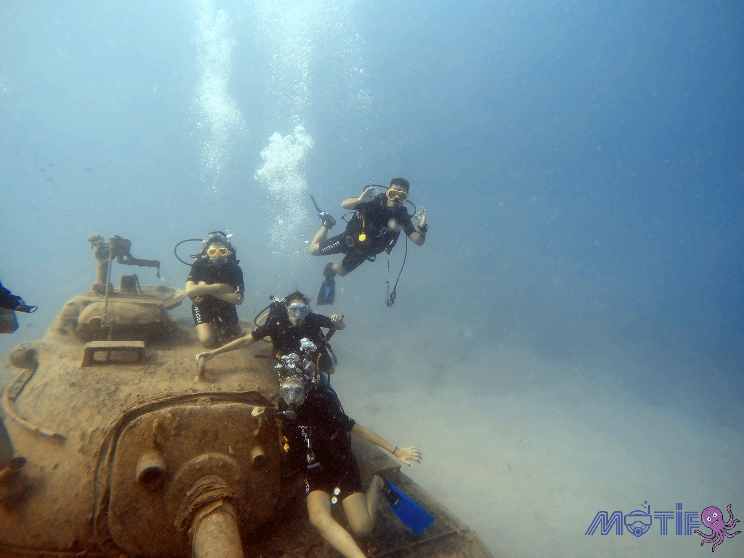 DCIM100GOPROGOPR8184.